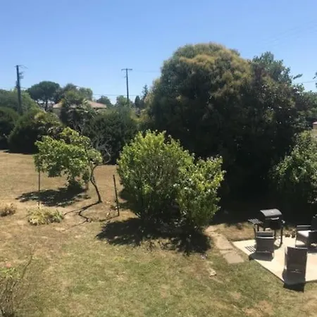 House With Large Private Garden In