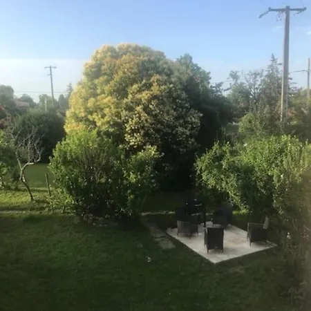 House With Large Private Garden In Villereal